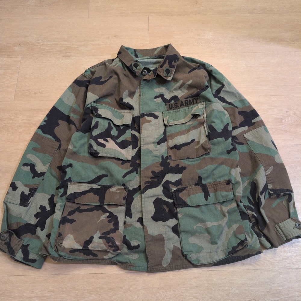 Vintage US Army Woodland Camo BDU Field Jacket Medium Regular Military Coat